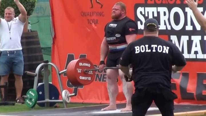 Benedikt Magnússon sets world records for deadlift and best interview