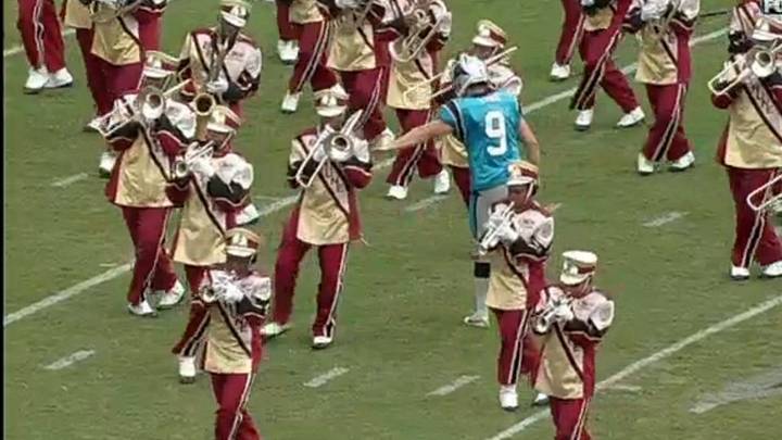 Panthers' Graham Gano apologized to trombone player for halftime push