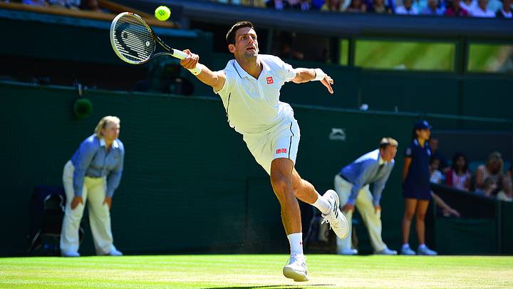 Federer faces Djokovic in a battle of mental strength in Wimbledon final