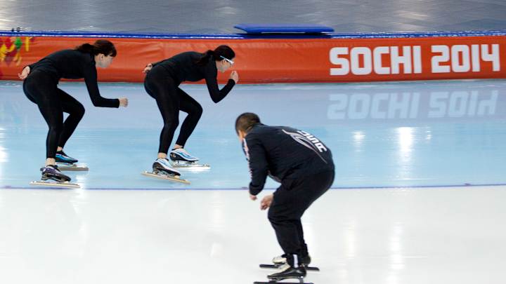 US back to old suits hoping turn to Games around