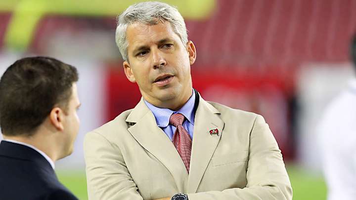 Buccaneers executive Dennis Hickey hired as Dolphins' GM