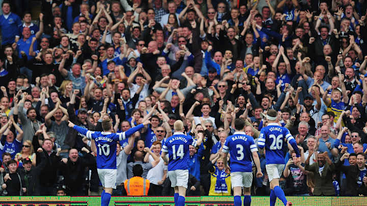 Report: Everton fans attacked by 'up to 100 hooligans' in Lille