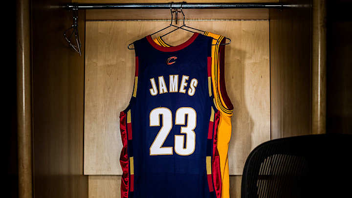 Adam Silver hails LeBron James' Cleveland return as 'great moment'