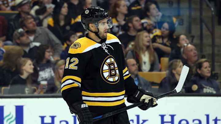 Bruins sign Simon Gagne to one-year, $600k deal