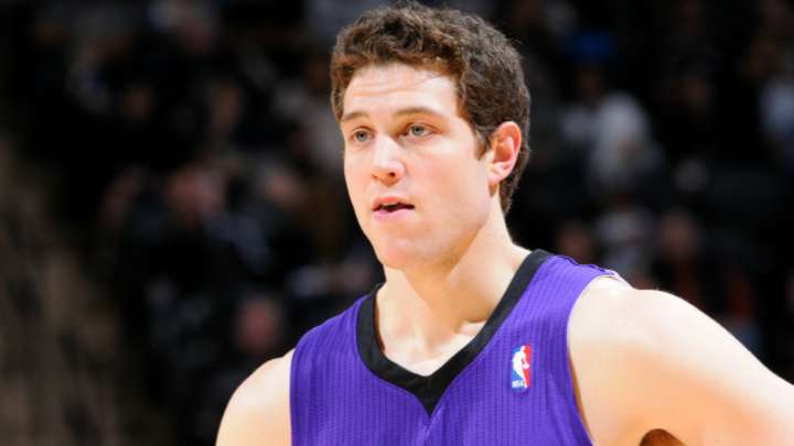 Report: Jimmer Fredette will sign with Bulls, if he clears waivers