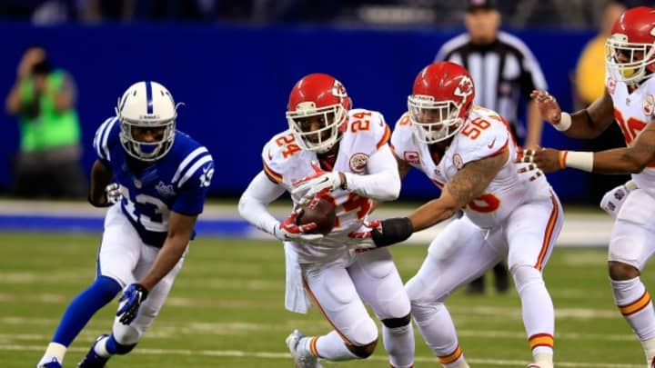 Kansas City CB Brandon Flowers evaluated for possible concussion