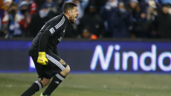 Rimando denies Donovan MLS record-setting goal, late Keane penalty in RSL win