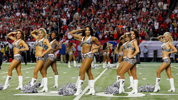 NFL Cheerleaders: Week 12
