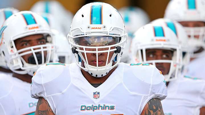 Mike Pouncey wants long-term extension from Dolphins