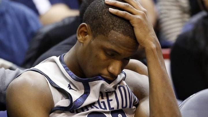 Georgetown's problems pile up as Villanova finds late-game solutions