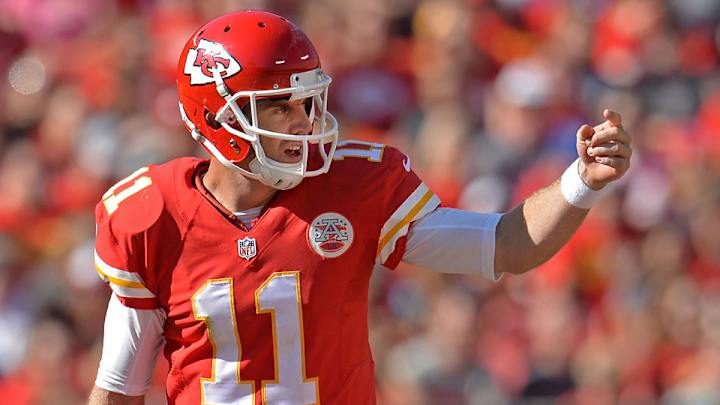 Chiefs QB Alex Smith practices in full after spraining shoulder