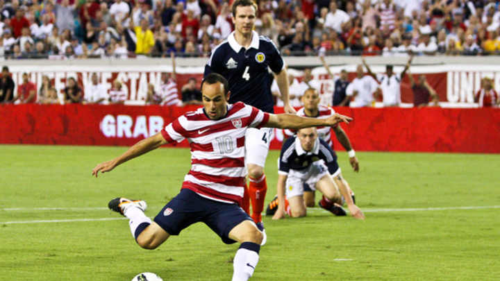 Landon Donovan releases brief statement on World Cup omission