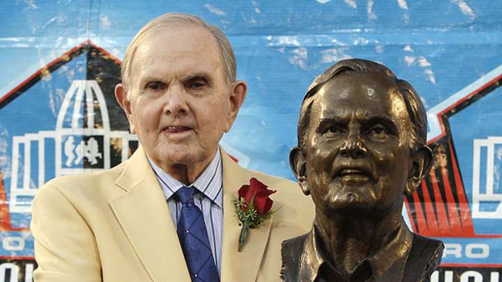 Bills fans tailgated in honor of Ralph Wilson on Sunday