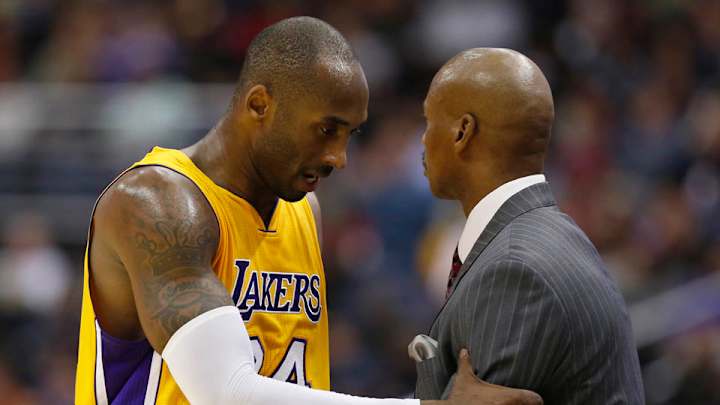 Byron Scott wants Kobe Bryant to play beyond current contract Byron Scott wants Kobe Bryant to play beyond current contract