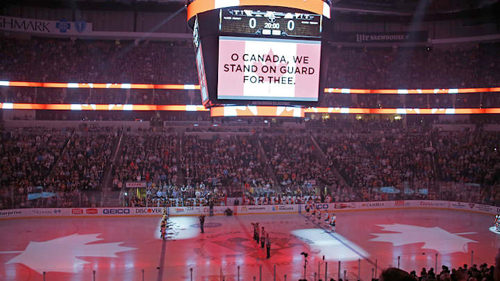 Penguins, Flyers honor Ottawa attack victim with 'O Canada' rendition