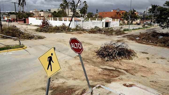 Kevin Kolb Battles the Storms, Outside and In