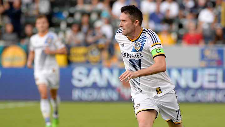 LA Galaxy's Robbie Keane says MLS should outlaw turf