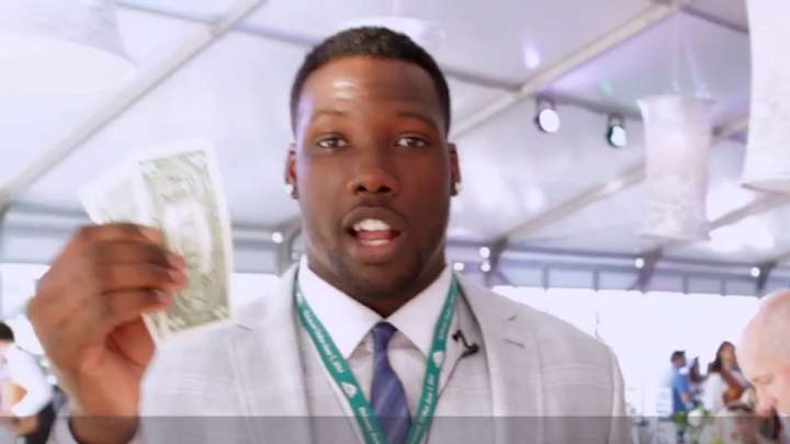 Giants DE Jason Pierre-Paul goes to the track to face his fear of horses