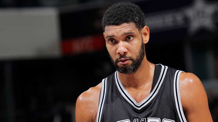 Tim Duncan shows no emotion in new Foot Locker ad Tim Duncan shows no emotion in new Foot Locker ad