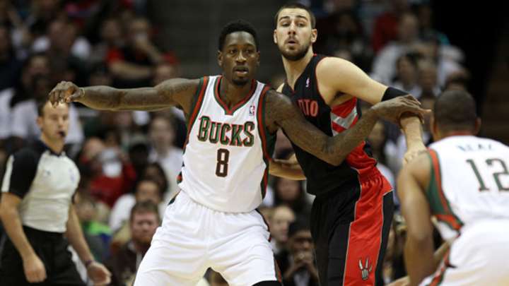 Bucks' Larry Sanders gets medical clearance to serve five-game suspension early