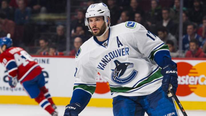 Report: Ryan Kesler requests trade from Vancouver Canucks Report: Ryan Kesler requests trade from Vancouver Canucks