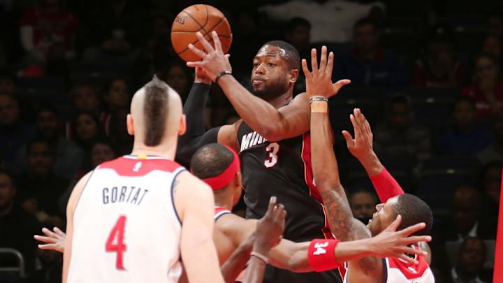 While You Weren't Watching: Magic from D-Wade and failure from Lakers