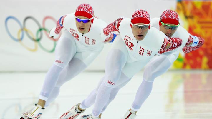 Dutch move toward another gold in men's pursuit