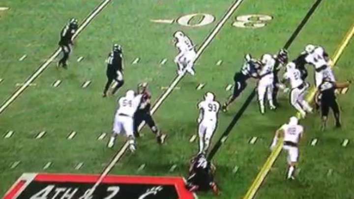 Cincinnati runs worst fourth down play ever, still wins