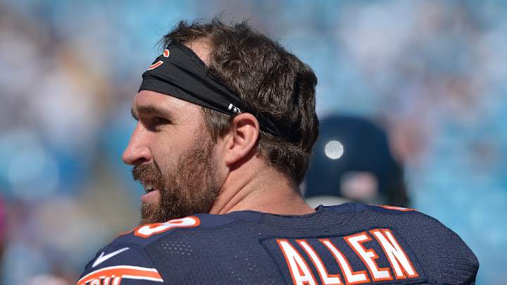 DE Jared Allen doesn't think Bears have leadership problem