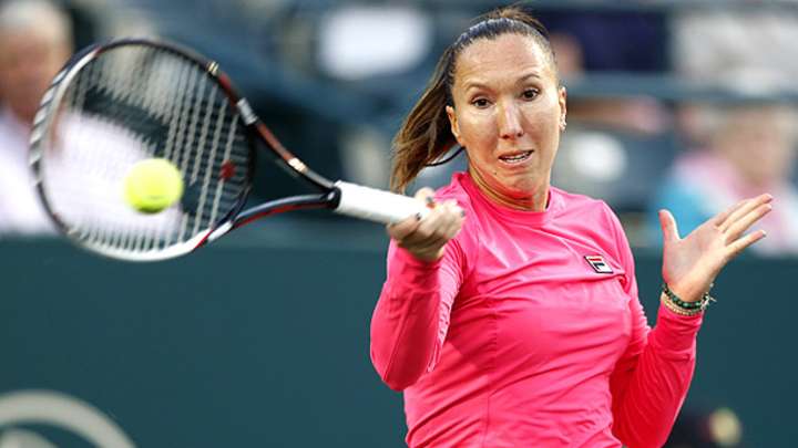 Jelena Jankovic talks make-up and super powers in post-match presser