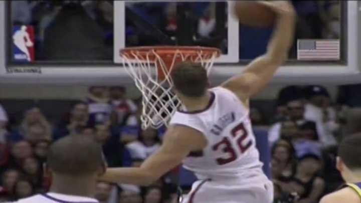 Video: Clippers' Blake Griffin throws down big putback dunk vs. Warriors Video: Clippers' Blake Griffin throws down big putback dunk vs. Warriors
