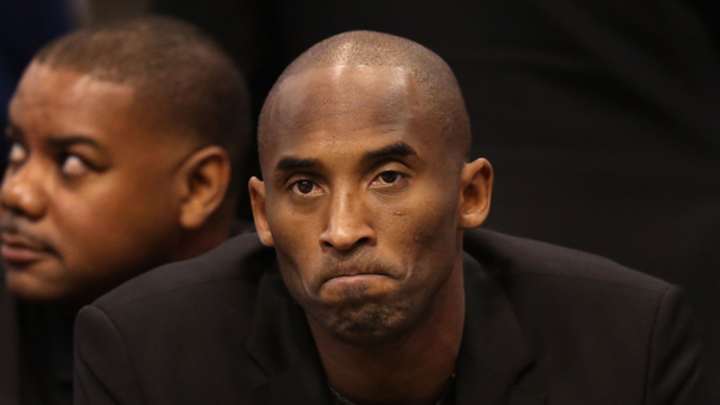 Kobe Bryant, Magic Johnson put onus on Lakers management for turnaround Kobe Bryant, Magic Johnson put onus on Lakers management for turnaround