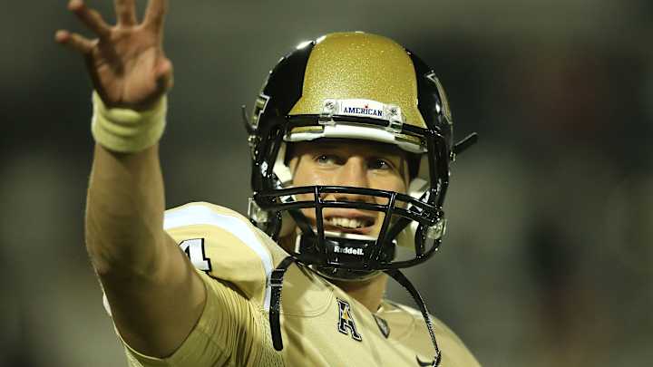 UCF names Pete DiNovo as replacement for Blake Bortles at QB UCF names Pete DiNovo as replacement for Blake Bortles at QB