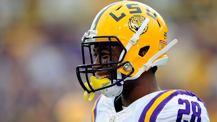 Report: LSU safety Jalen Mills to be charged with simple battery