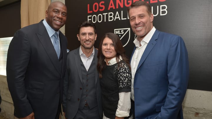 Back in spotlight, U.S. great Mia Hamm set for roles at AS Roma, LAFC