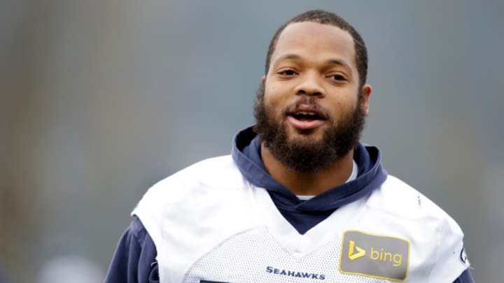 Seahawks DE Michael Bennett on getting hometown discount: 'This isn't Costco'