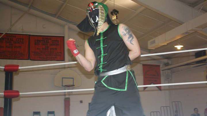 Fans raised money after an indie wrestler had his gear stolen