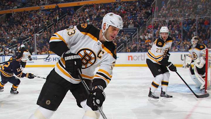 Bruins' Zdeno Chara out 4-6 weeks with knee injury Bruins' Zdeno Chara out 4-6 weeks with knee injury