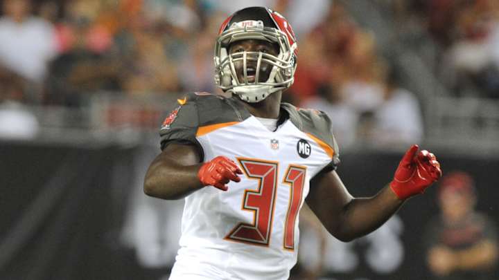 Buccaneers re-sign safety Major Wright days after releasing him