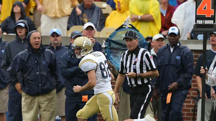 Georgia Tech punter pulls off fake, gets suplexed