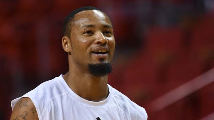 Mavericks reportedly void Rashard Lewis' contract due to knee injury Mavericks reportedly void Rashard Lewis' contract due to knee injury