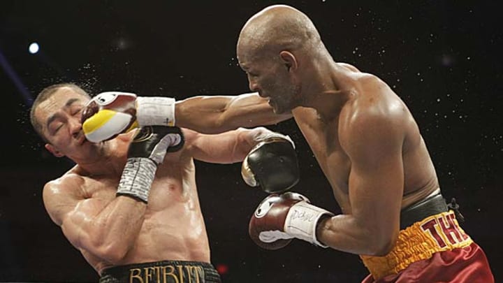 Hopkins win keeps him on course for undisputed light heavyweight title