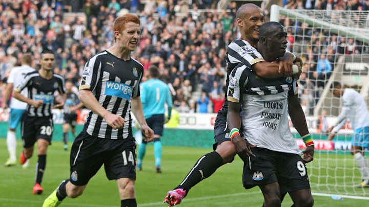 Cisse scores two, Newcastle comes back for 2-2 draw vs. Hull City