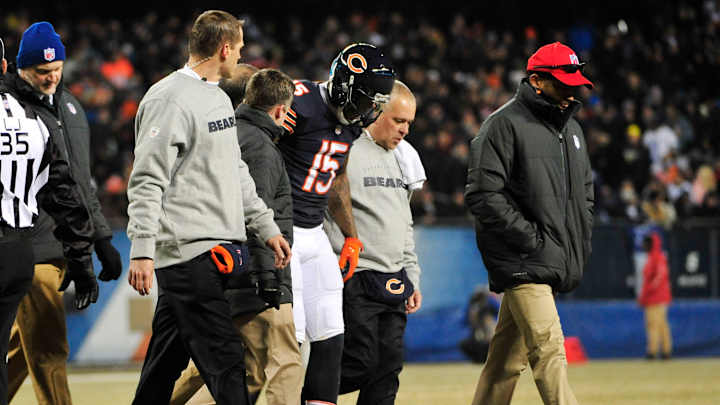 Bears' Brandon Marshall taken to hospital with rib injury Bears' Brandon Marshall taken to hospital with rib injury