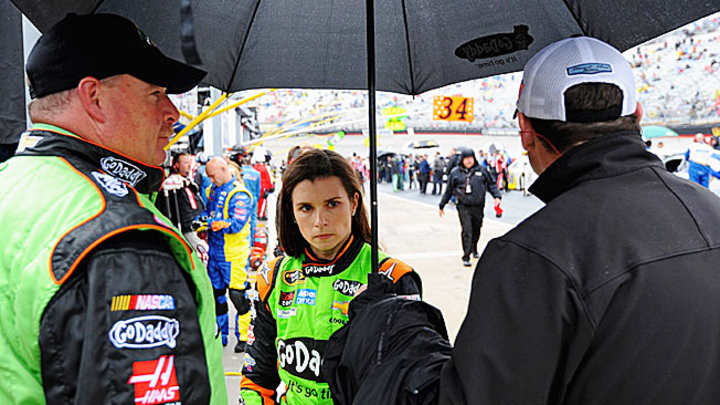 Danica Patrick improves, more NASCAR notes