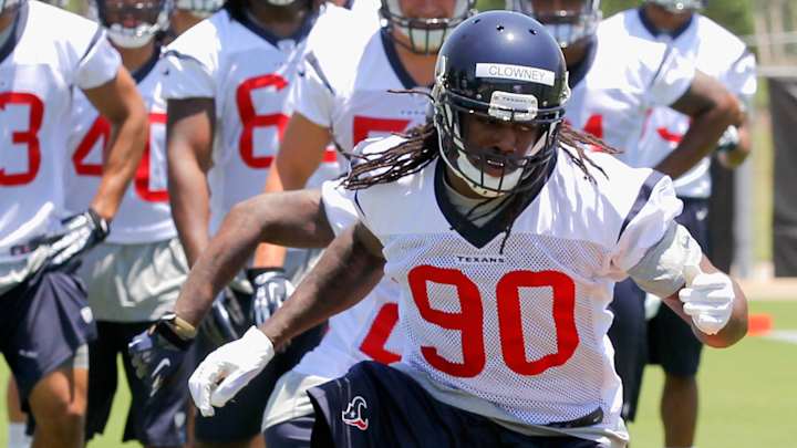 Report: Jadeveon Clowney will 'try' to practice at start of training camp