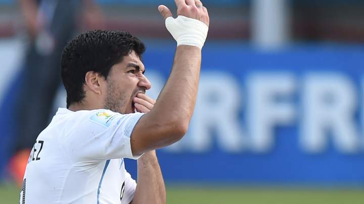 Barcelona president: No 'bite clause' in Luis Suarez contract