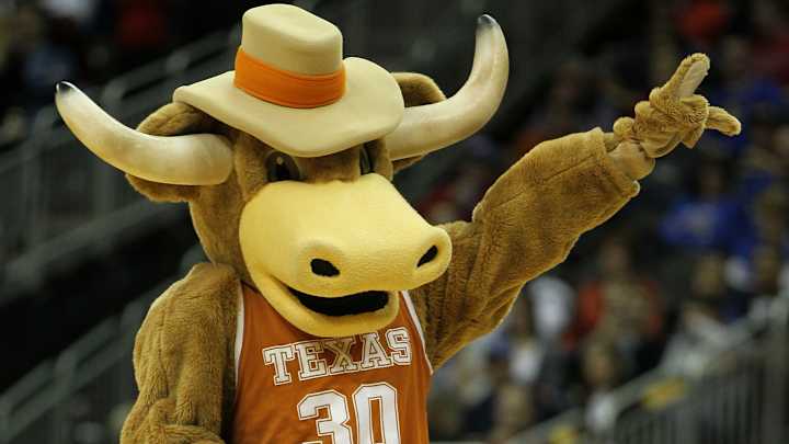 Shooting guard Eric Davis verbally commits to Texas Shooting guard Eric Davis verbally commits to Texas
