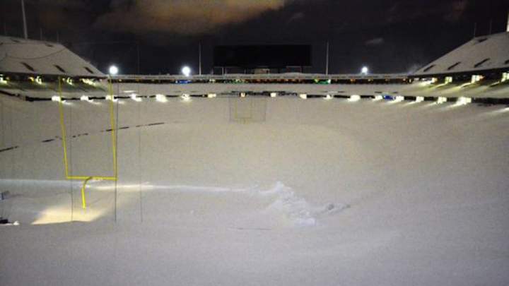 Bills post wrong refund number, flood abuse hotline with calls Bills post wrong refund number, flood abuse hotline with calls