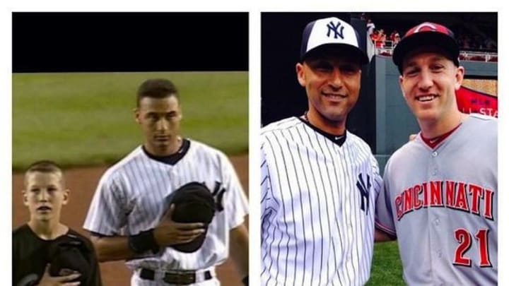 Derek Jeter takes photos with the Reds' Todd Frazier 16 years apart